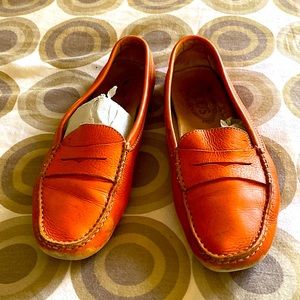 Tods flats in orange